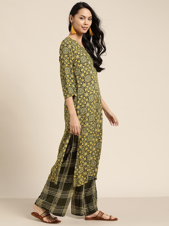 Sangria Women Ethnic Motifs Printed Kurta with Palazzos