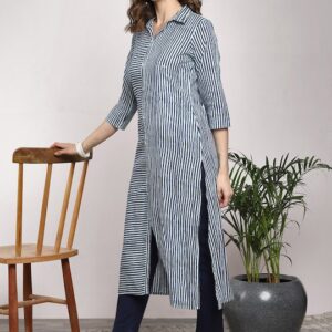 Sangria Women Pure Cotton Striped Straight Kurta