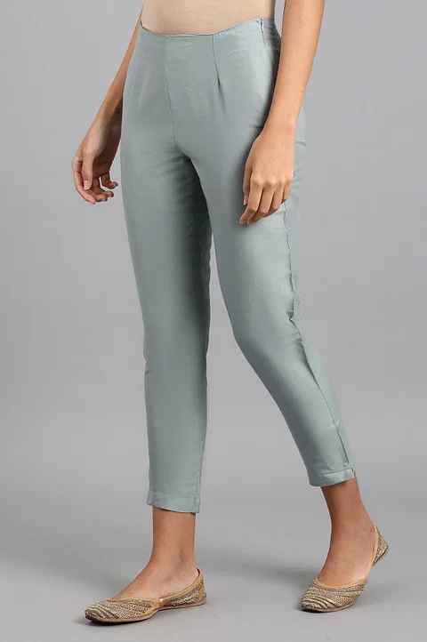 W Women Solid Slim Pant