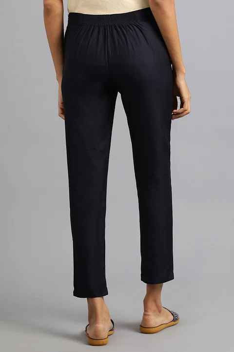 W Women Solid Slim Pant