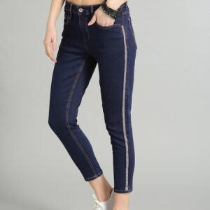 Roadster Women Skinny Fit Mid-Rise Clean Look Cropped Jeans