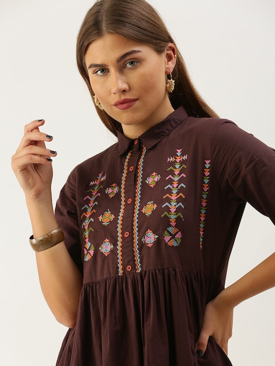 Sangria Ethnic Motifs Embroidered A-Line Midi Dress