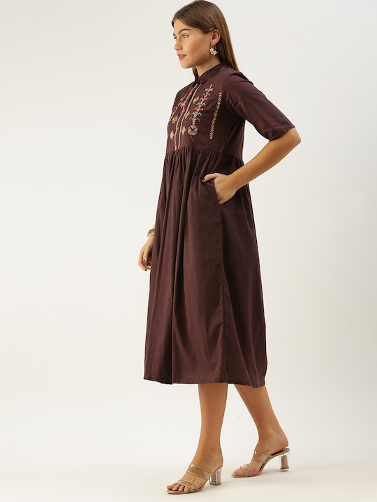 Sangria Ethnic Motifs Embroidered A-Line Midi Dress