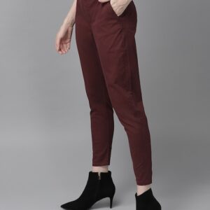 Roadster Women Regular Fit Solid Cropped Trousers