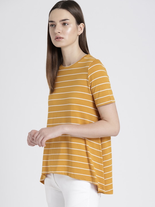 Chemistry Women Striped Round Neck T-shirt