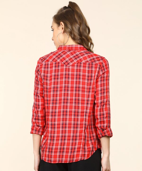 LEVI"S  Women Regular Fit Checkered Spread Collar Casual Shirt