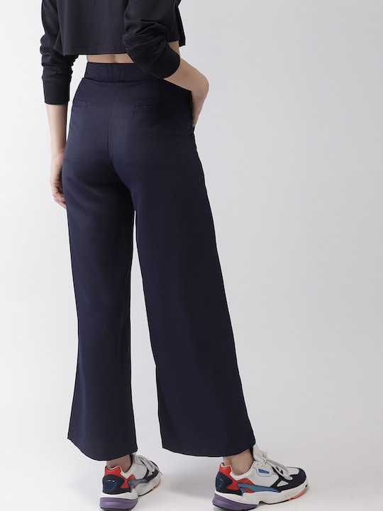 Harvard Women Regular Fit Cropped Trousers