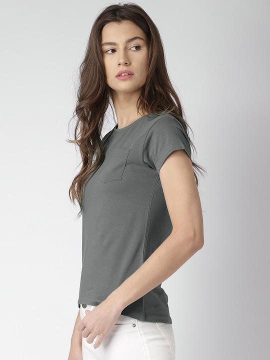 Mast & Harbour Women T-shirt