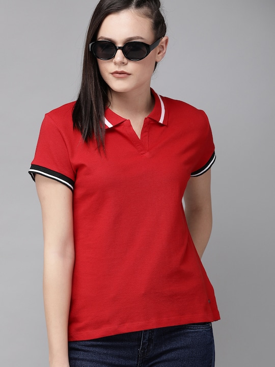 Roadster Women Solid Polo Collar T-shirt