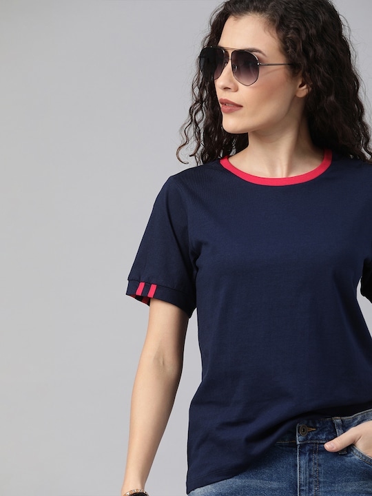 Roadster Women Solid Round Neck T-shirt