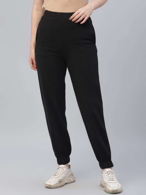 Athena Women Solid Straight-Fit Joggers