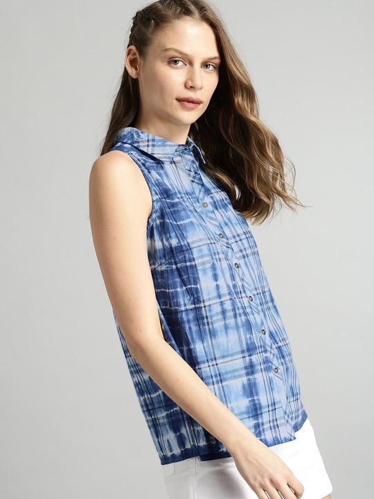 Roadster Women Regular Fit Checked Casual Shirt