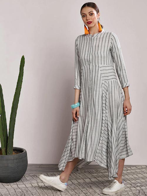 Sangria Women Striped A-Line Midi Dress